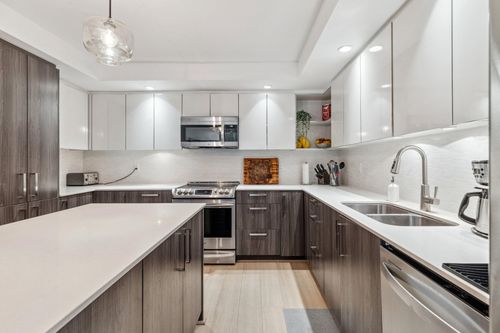 501-160 Shoreline Cir, Port Moody, BC, V3H0B2 | Card Image