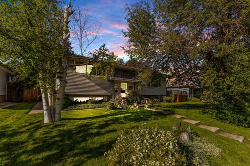 46 Marbrooke Cir Ne, Calgary, AB, T2A2W4 | Card Image