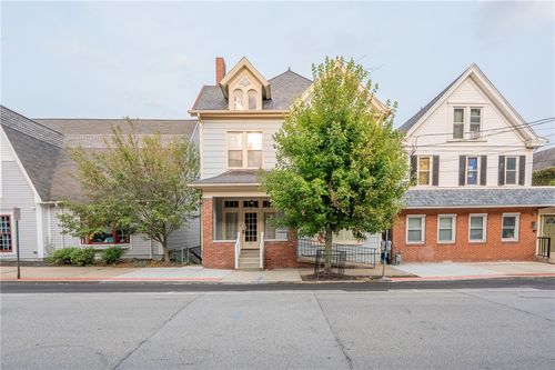 223 S Maple Ave, Greensburg, PA, 15601-3232 | Card Image