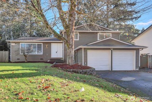18518 131st Avenue Se, Renton, WA, 98058 | Card Image