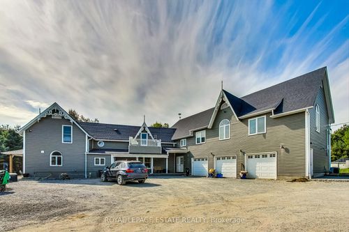 1315 Scugog St, Port Perry, ON, L9L1E1 | Card Image