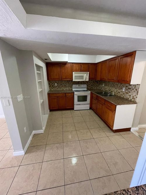 g-1567 Nw 60th Avenue, Sunrise, FL, 33313 | Card Image