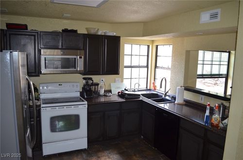 2805 Tortoise Ct, Henderson, NV, 89074-3211 | Card Image