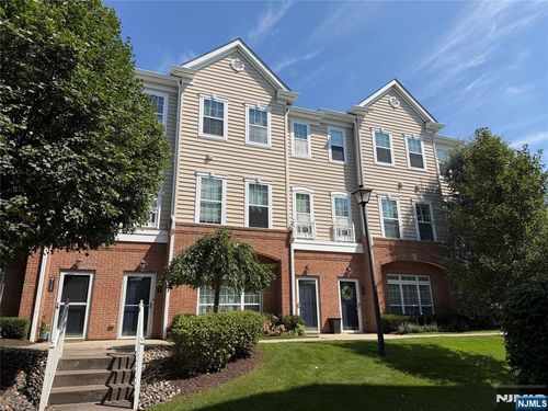 1103 Hamilton St, Belleville, NJ, 07109-5341 | Card Image