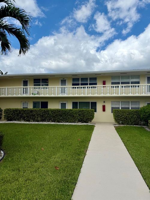 180 Sheffield H, West Palm Beach, FL, 33417 | Card Image
