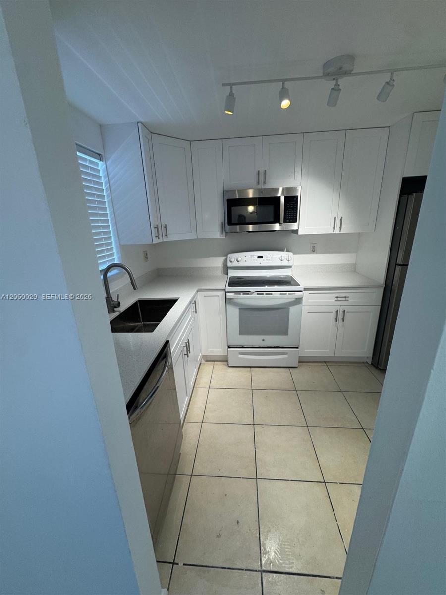 Residential Lease in Pembroke Pines