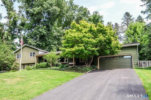 16 Pinewood Shrs, Sherman, CT, 06784-2505 | Card Image