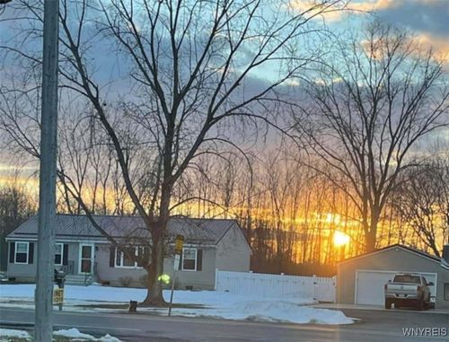 4006 Beebe Rd, Newfane, NY, 14108-9663 | Card Image