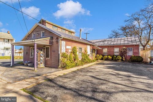 200 S Main St, WOODSBORO, MD, 21798-8807 | Card Image