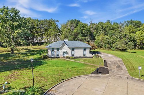52 Lee Dr, HOLTS SUMMIT, MO, 65043-1121 | Card Image