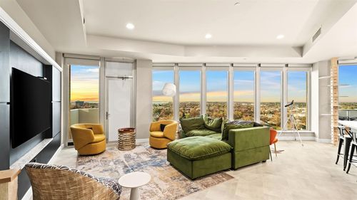 104-5900 Mosteller Drive, Oklahoma City, OK, 73112 | Card Image