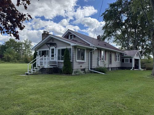 4745 Smiths Creek Rd, Kimball, MI, 48074-3916 | Card Image