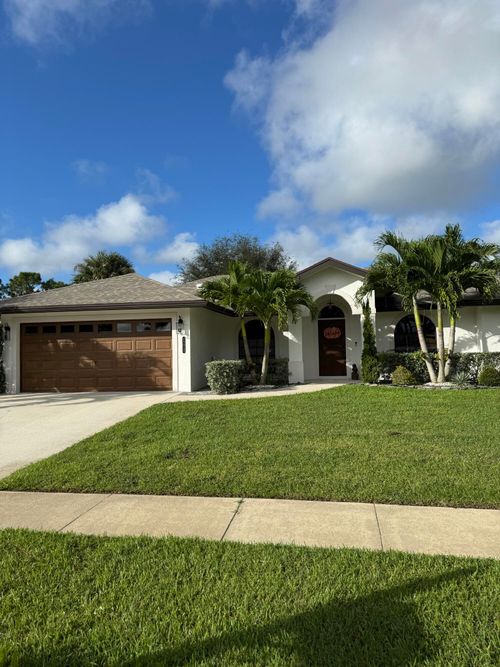 102 Rainforest Ct, Royal Palm Beach, FL, 33411-7810 | Card Image