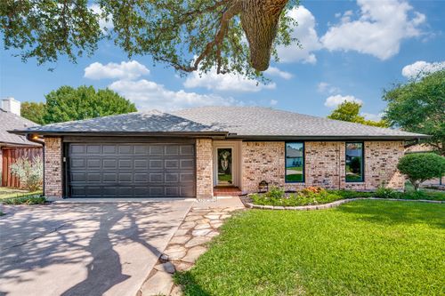 8420 Christie Dr, Frisco, TX, 75033-3709 | Card Image