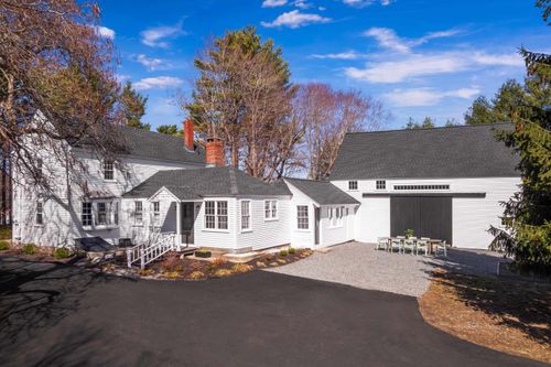 850 Washington Rd, Rye, NH, 03870-2329 | Card Image