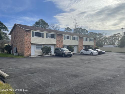 apt-7-3419 Hospital St, Pascagoula, MS, 39581-4163 | Card Image