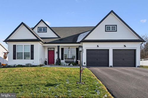 100-2624 Village Rd, DOVER, PA, 17315-7802 | Card Image