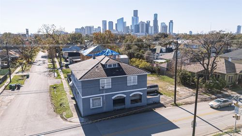1310 Lorraine St, Houston, TX, 77009-8736 | Card Image