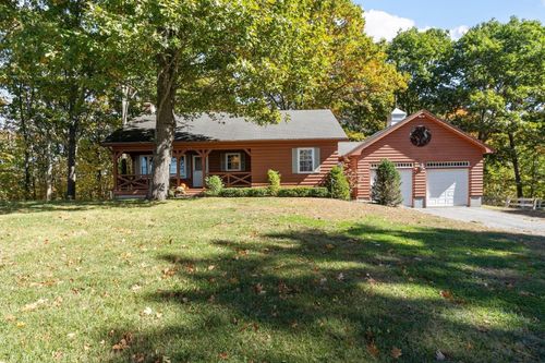 11 Woods Rd, Westminster, MA, 01473-1128 | Card Image