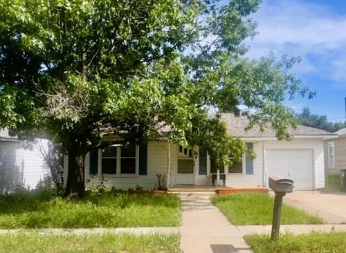 2217 Guadalupe St, San Angelo, TX, 76901-3006 | Card Image