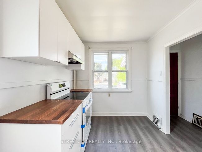 116 Sterling St, House other with 3 bedrooms, 1 bathrooms and 2 parking in London ON | Image 6