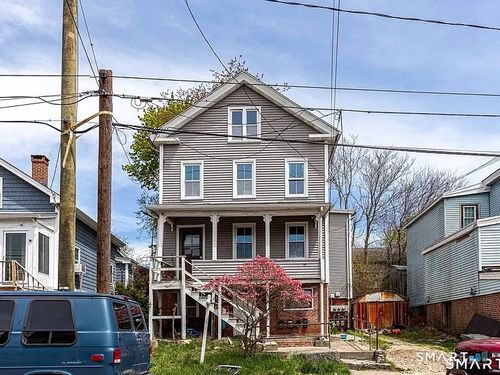 71 Blackhall St, New London, CT, 06320-5090 | Card Image