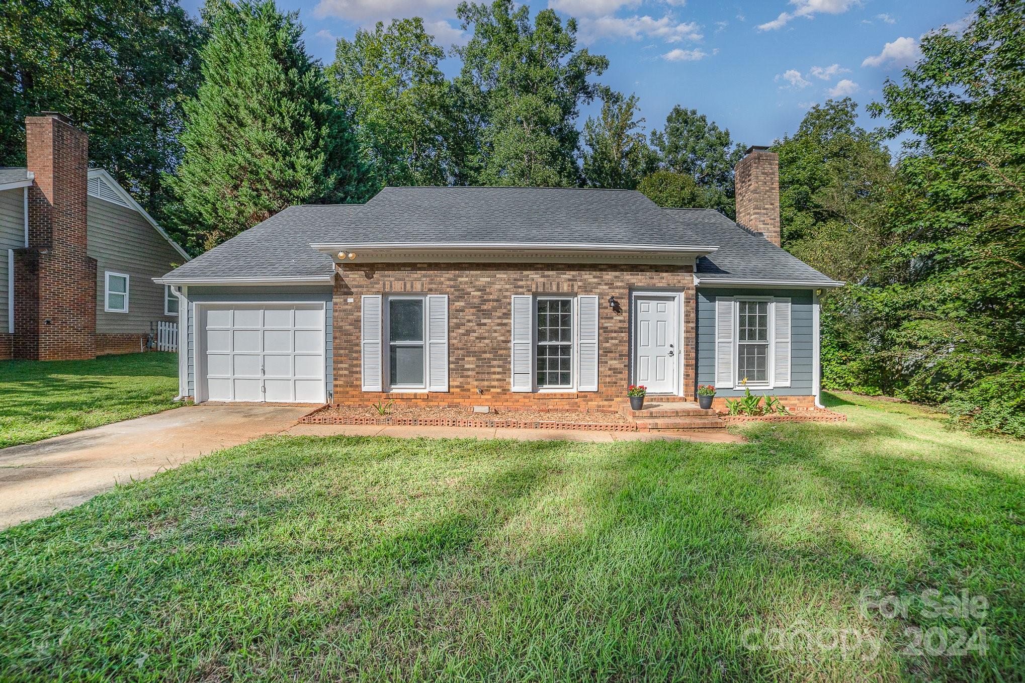 Mission Hills Rd, Charlotte, NC 28227