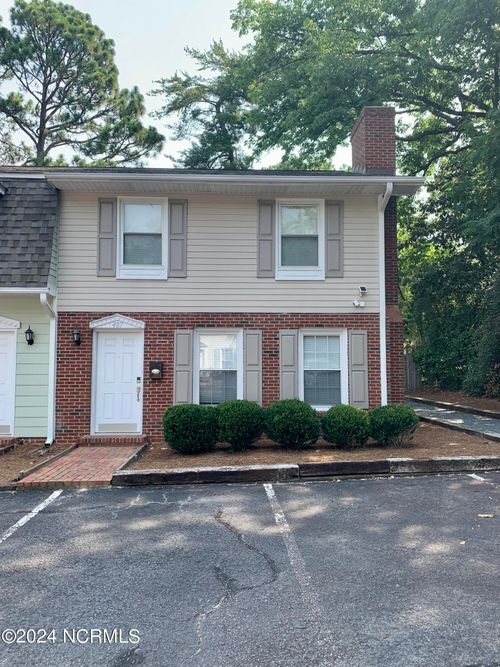 487 N Ashe St, Southern Pines, NC, 28387-5507 | Card Image
