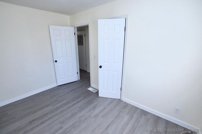 215 S Maple Ave, House other with 6 bedrooms, 3 bathrooms and null parking in Tahlequah OK | Image 9