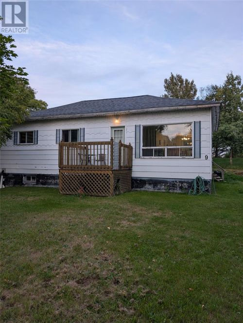 9 Ash St, Springdale, NL, A0J1T0 | Card Image
