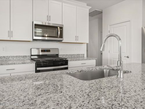 7322 S Gray Jay Dr, Tucson, AZ, 85747-0358 | Card Image