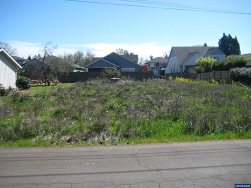 1215 Nw Timian St, Corvallis, OR, 97333 | Card Image