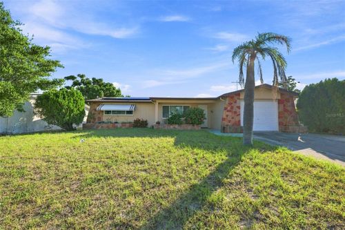 5220 School Rd, NEW PORT RICHEY, FL, 34653-4755 | Card Image