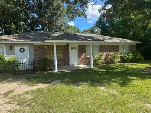 13637 Highway 613, Moss Point, MS, 39562-8715 | Card Image