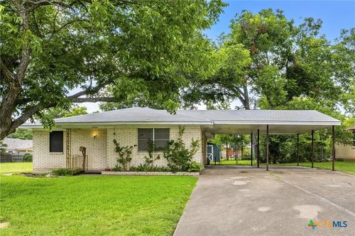 2214 S 43rd St, Temple, TX, 76504-6912 | Card Image