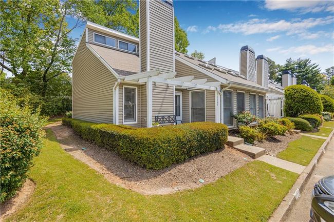 1707 Cotton Patch Ln, Condo with 3 bedrooms, 2 bathrooms and 2 parking in Alpharetta GA | Image 25