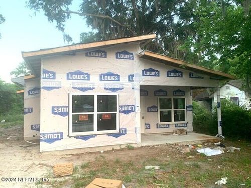 944 Alderside St, JACKSONVILLE, FL, 32208-4352 | Card Image