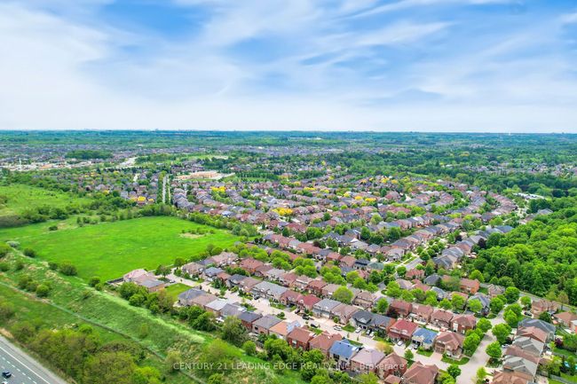 74 Littleleaf Cres, House other with 4 bedrooms, 4 bathrooms and 2 parking in Markham ON | Image 6