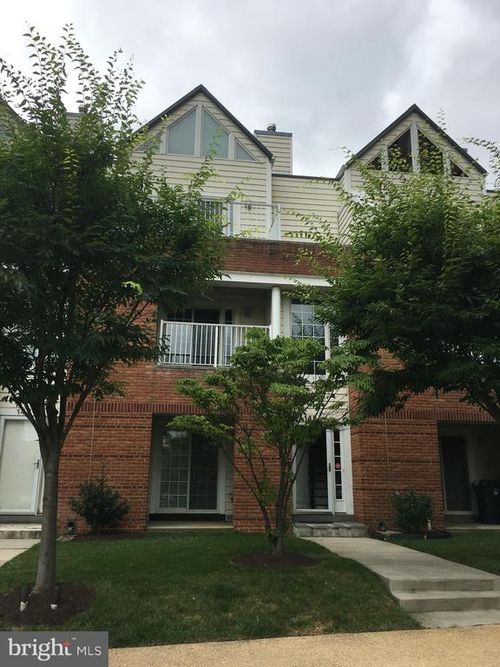 145 Christina Landing Dr, WILMINGTON, DE, 19801-5289 | Card Image