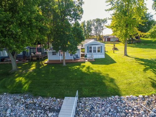25850 Gunderson Dr, Glenwood, MN, 56334-3335 | Card Image