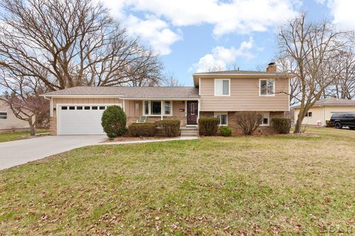 406 Seminole Dr, Tecumseh, MI, 49286-1021 | Card Image