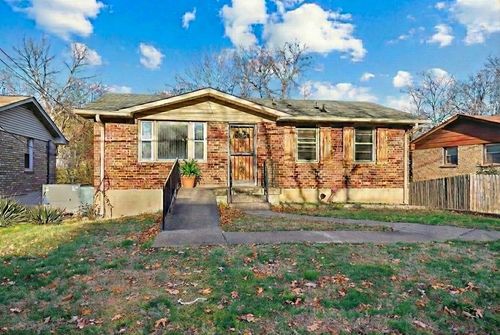 2701 Combs Dr, Nashville, TN, 37207-3800 | Card Image