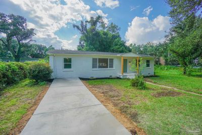 1505 N K St, House other with 3 bedrooms, 2 bathrooms and null parking in Pensacola FL | Image 2