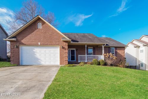 880 Glenfield Dr, Lenoir City, TN, 37771-6836 | Card Image