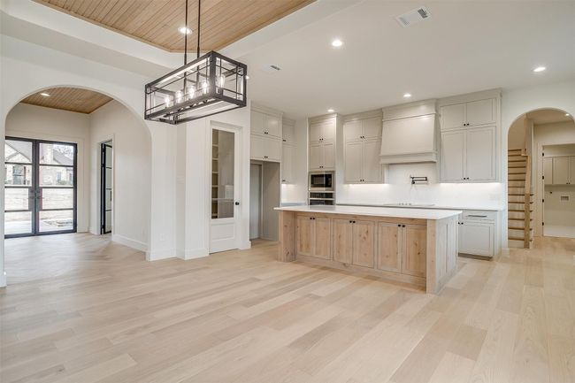 269 Sugartree Cir, House other with 5 bedrooms, 5 bathrooms and null parking in Lipan TX | Image 8