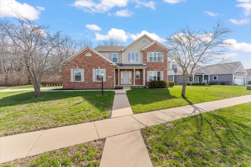 1808 Blue Bird Dr, Mahomet, IL, 61853-3308 | Card Image