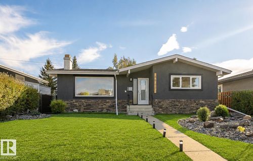 6807 98a Ave Nw, Edmonton, AB, T6A0B9 | Card Image