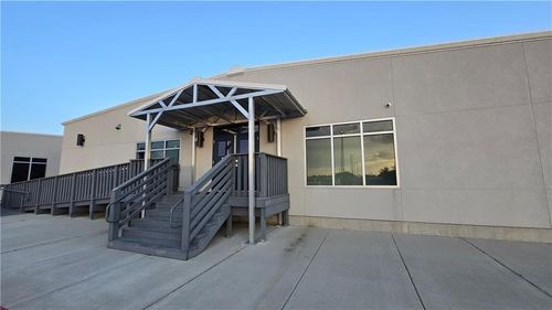 4302 E Judge Perez Dr, Meraux, LA, 70075-2795 | Card Image