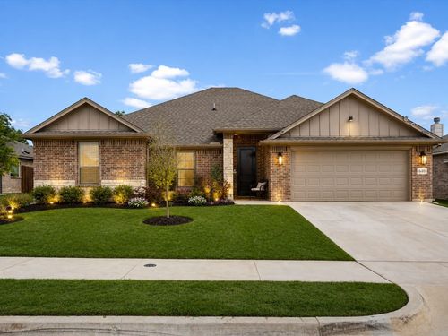 640 Mooney Dr, Saginaw, TX, 76179-6359 | Card Image