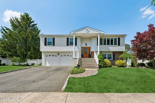 44 Cherry Ln, Howell, NJ, 07731-2680 | Card Image
